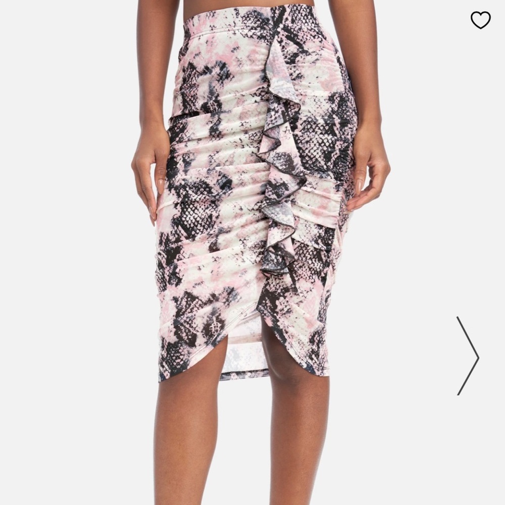 Printed Mesh Ruffle Skirt
